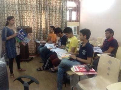 Dev Home Tutors In Paschim Vihar Dev Home Tutors In Paschim Vihar photo 3